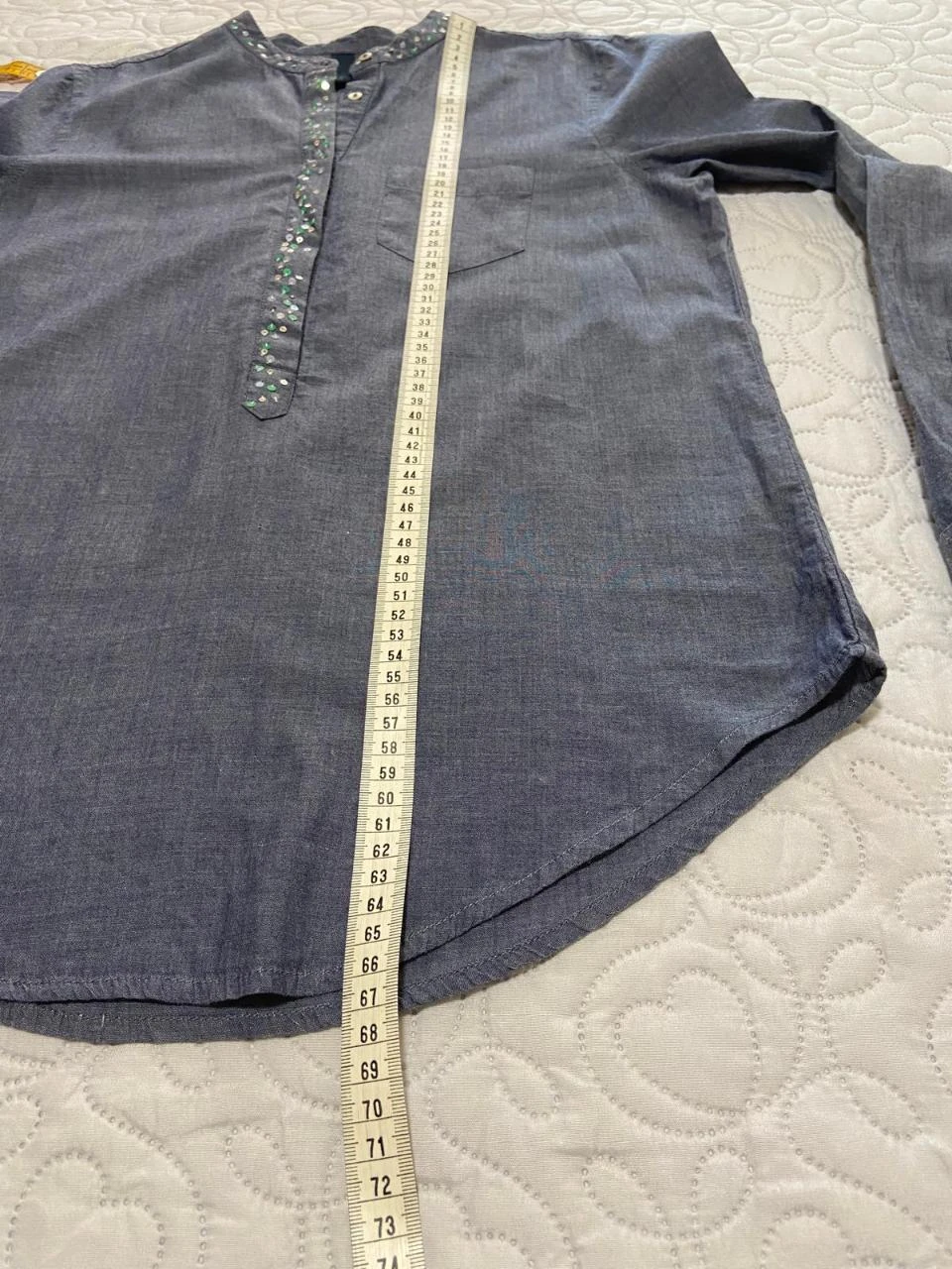 Blusa azul estilo vaquero con cuello mao y lentejuelas. Benetton. Talla S – photo 8